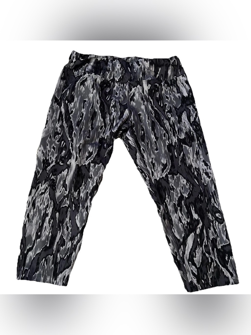 Calvin Klein Performance Black & Grey Watercolor Athletic Workout Capri Leggings